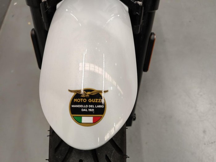 2025 Moto Guzzi V7 Special Special White
