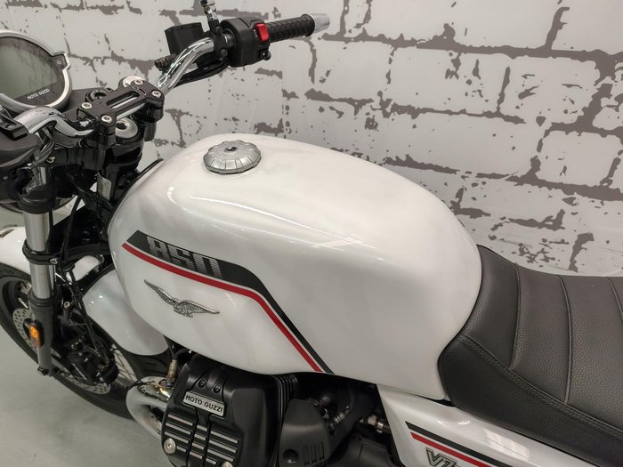 2025 Moto Guzzi V7 Special Special White