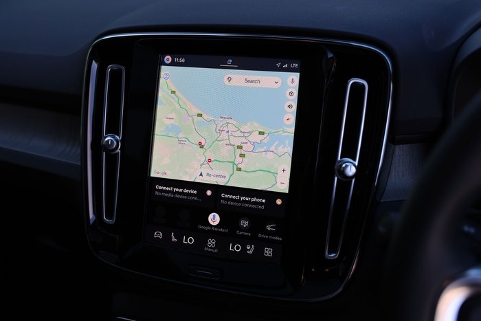 2026 Volvo XC40 Ultra B4 Dark