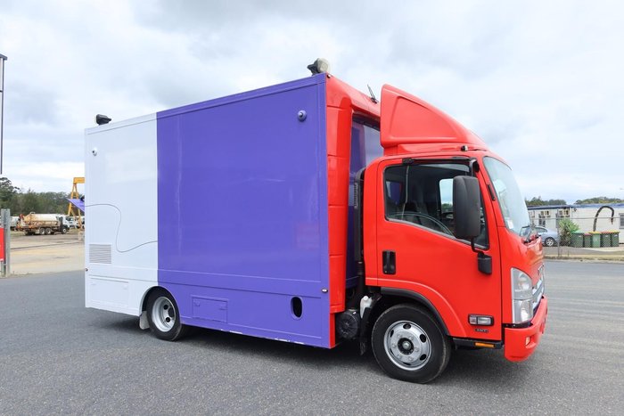 2013 Isuzu N Series NPR 250/300 Premium