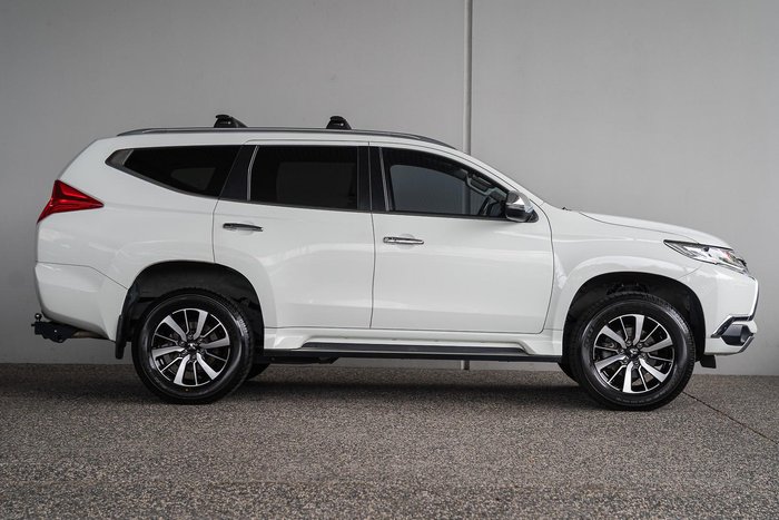 2018 Mitsubishi Pajero Sport GLS