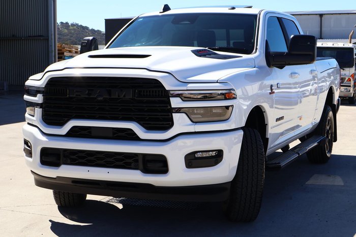 2026 RAM 2500 Laramie Rambox