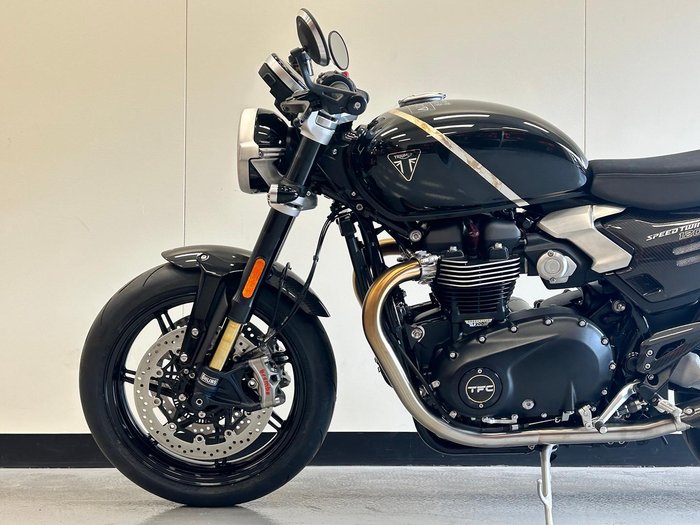 2026 Triumph Speed Twin 1200 TFC Speed Twin Gold