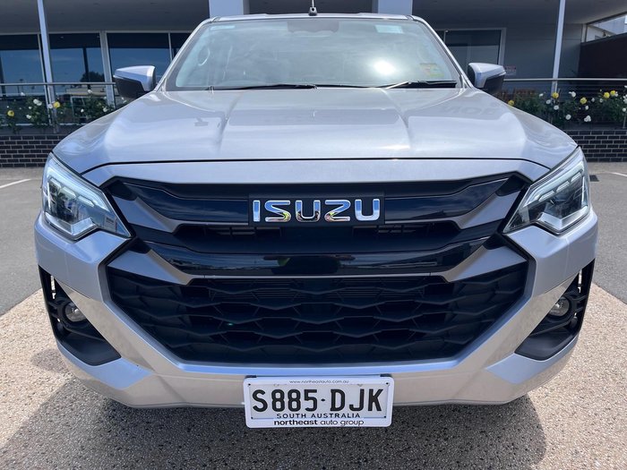2025 Isuzu D-MAX LS-M