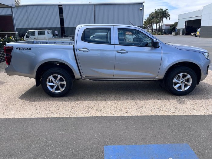 2025 Isuzu D-MAX LS-M