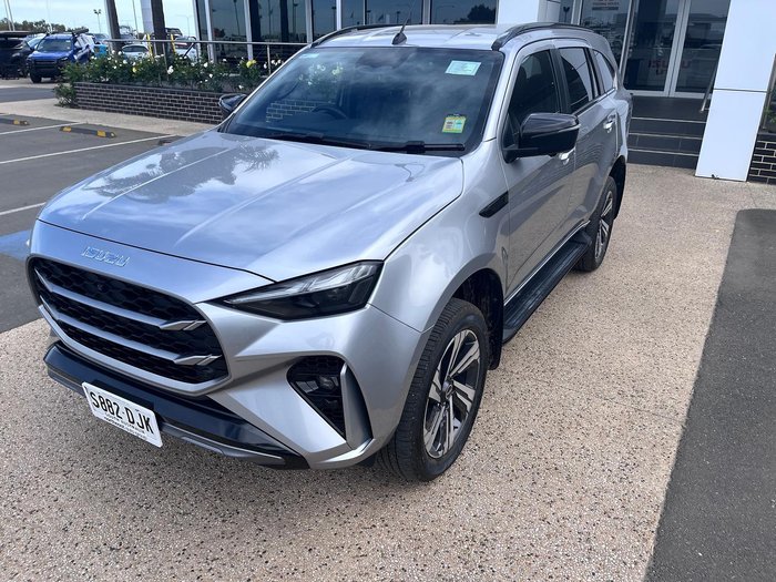 2025 Isuzu MU-X LS-T