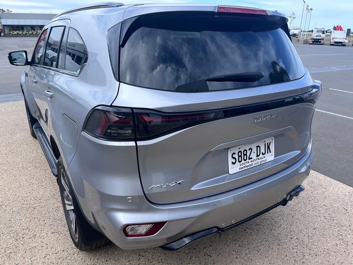 2025 Isuzu MU-X LS-T