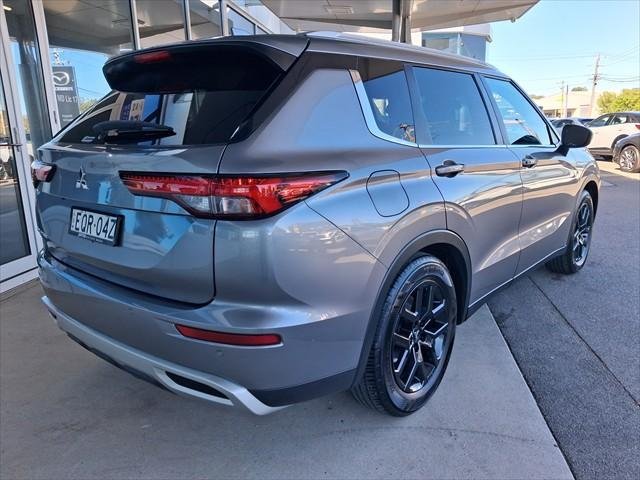 2021 Mitsubishi Outlander LS
