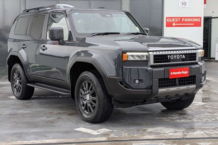 2024 Toyota Landcruiser Prado