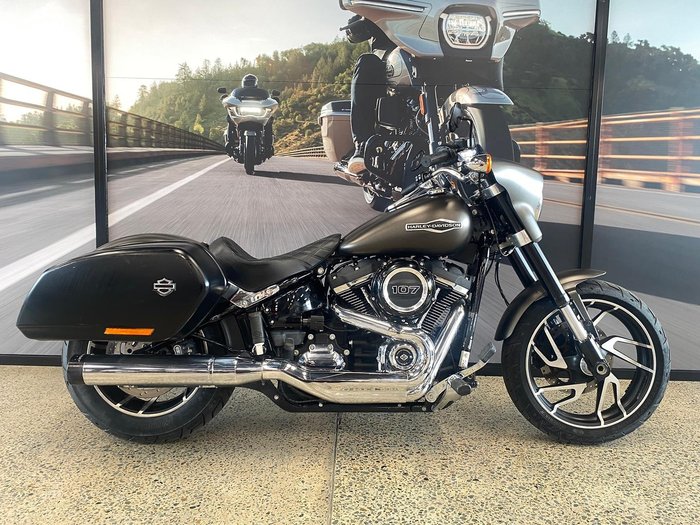 2020 Harley-Davidson Sport Glide 107 (FLSB)