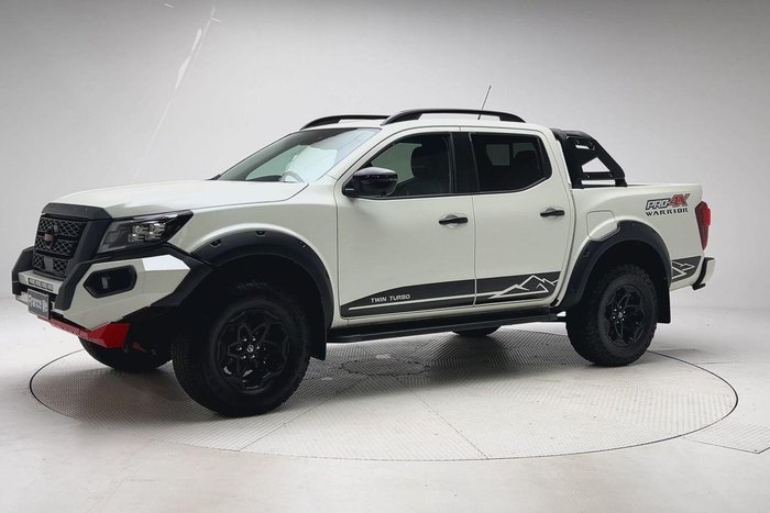 2023 Nissan Navara
