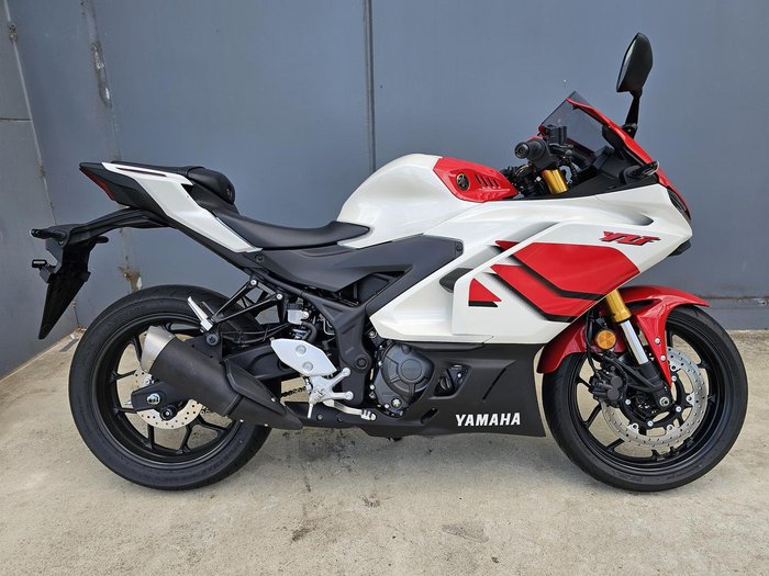 2026 Yamaha YZF-R3 70th Anniversary R3 White