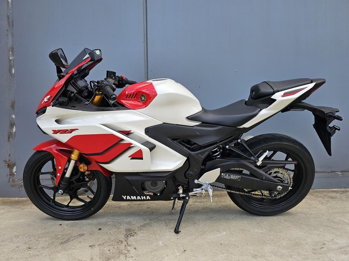 2026 Yamaha YZF-R3 70th Anniversary R3 White