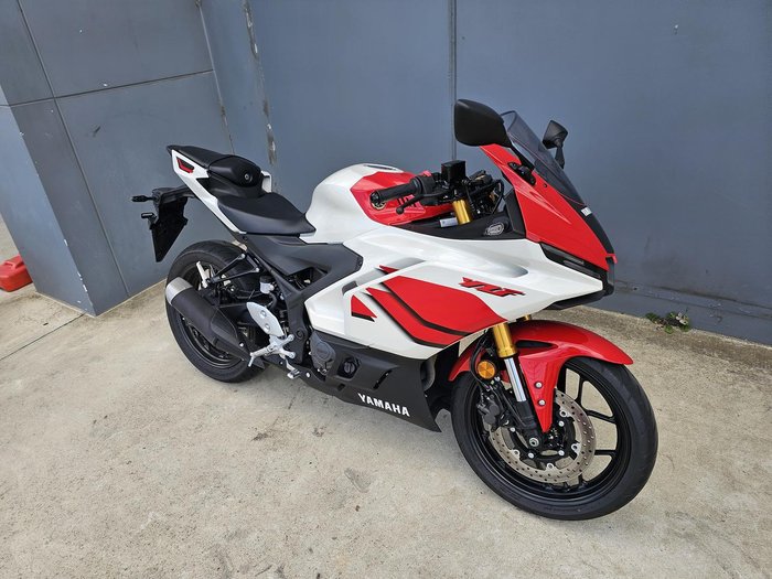 2026 Yamaha YZF-R3 70th Anniversary R3 White