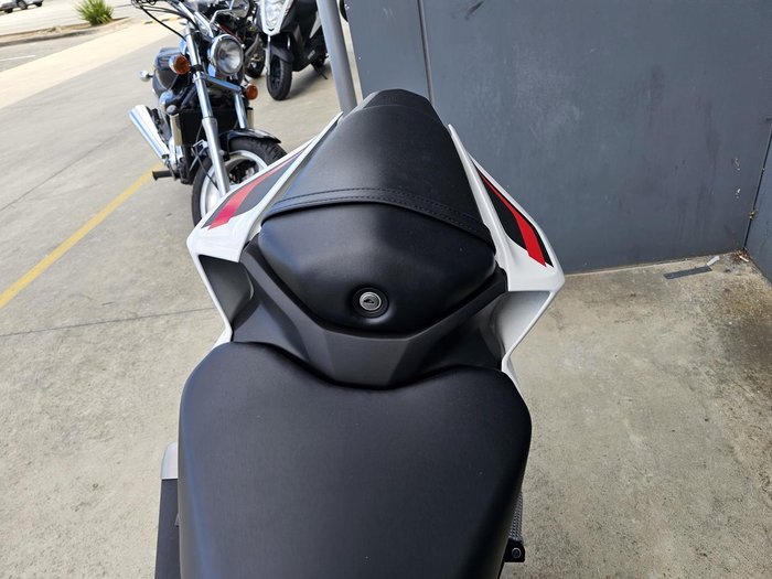 2026 Yamaha YZF-R3 70th Anniversary R3 White