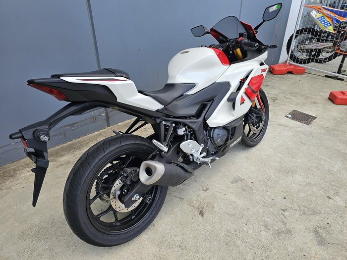 2026 Yamaha YZF-R3 70th Anniversary R3 White