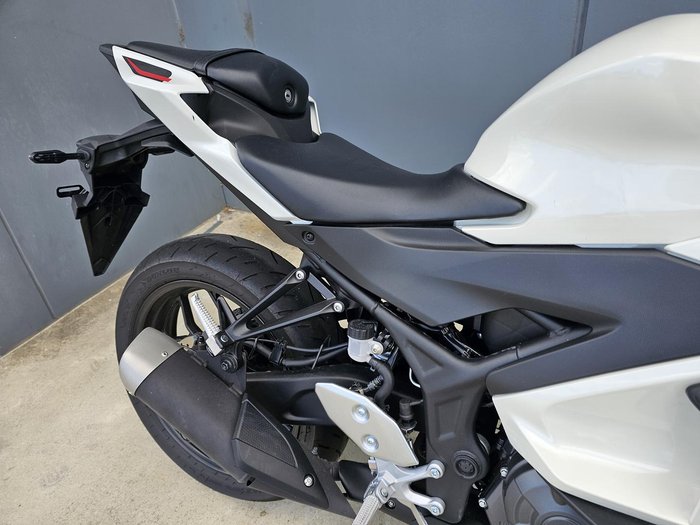 2026 Yamaha YZF-R3 70th Anniversary R3 White
