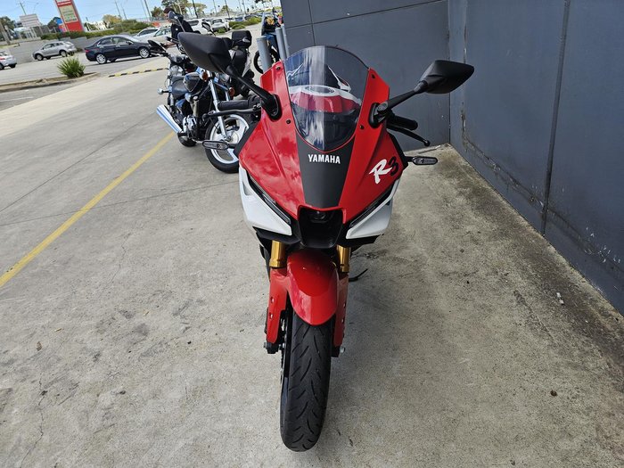 2026 Yamaha YZF-R3 70th Anniversary R3 White