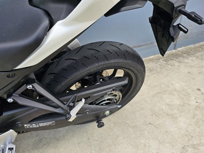 2026 Yamaha YZF-R3 70th Anniversary R3 White