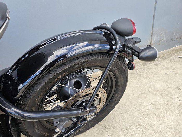 2018 Triumph Bonneville Bobber Bobber Burgundy