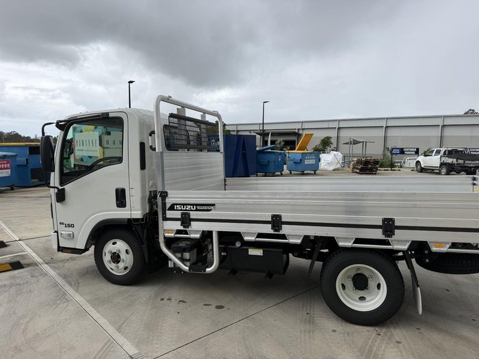 2026 Isuzu N Series NMS 65-150 MT D28 Traypack