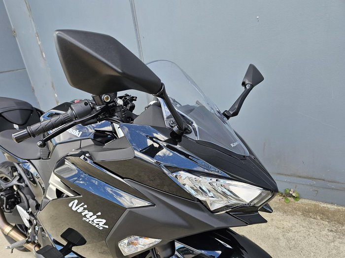 2021 Kawasaki Ninja 400 (EX400G) Ninja Grey