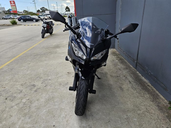 2021 Kawasaki Ninja 400 (EX400G) Ninja Grey