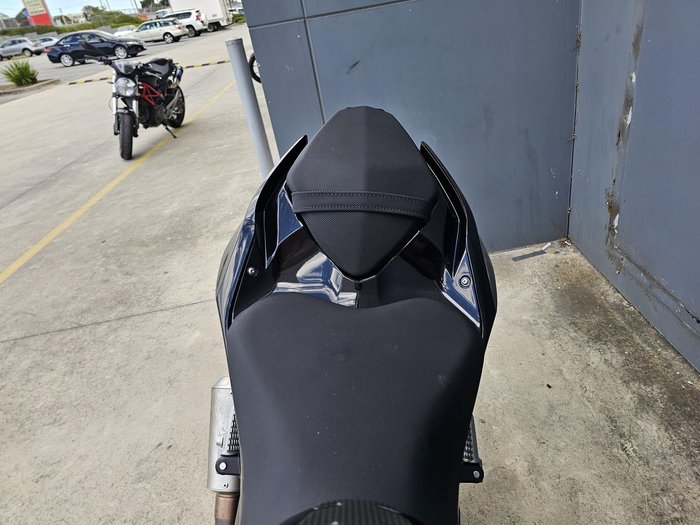 2021 Kawasaki Ninja 400 (EX400G) Ninja Grey