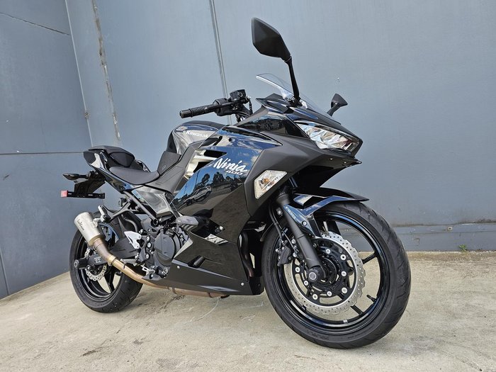 2021 Kawasaki Ninja 400 (EX400G) Ninja Grey