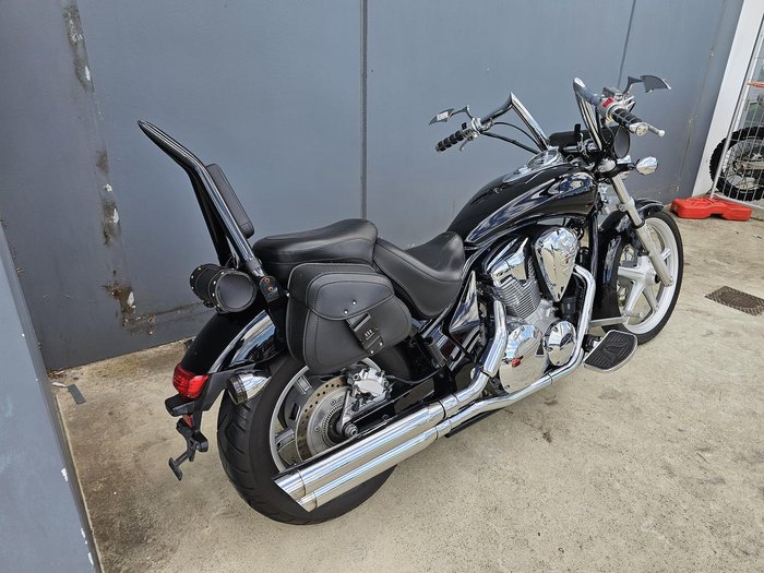 2010 Honda VT1300CS Fury Black
