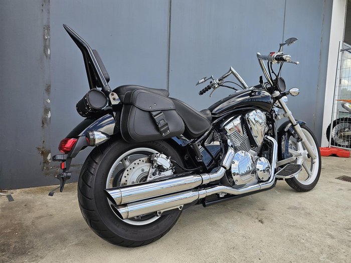 2010 Honda VT1300CS Fury Black
