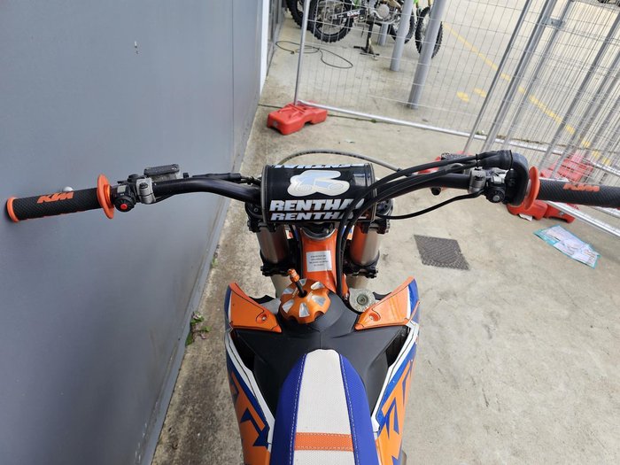 2015 KTM 250 SX-F SX-F Orange