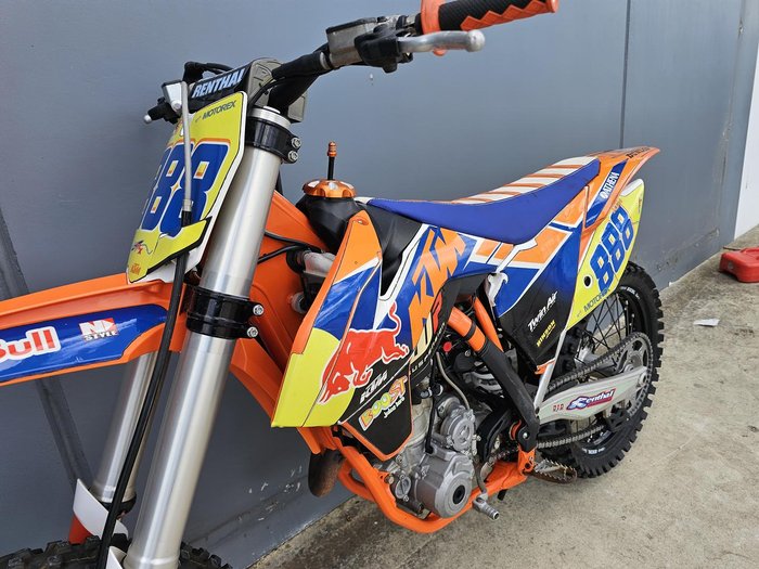 2015 KTM 250 SX-F SX-F Orange