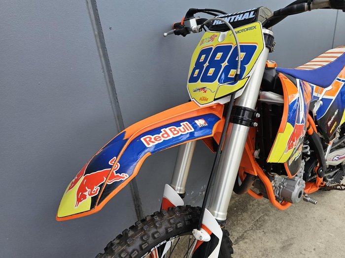 2015 KTM 250 SX-F SX-F Orange