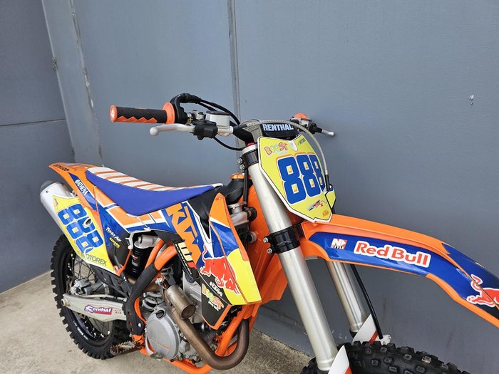 2015 KTM 250 SX-F SX-F Orange