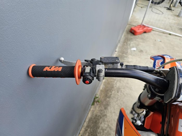 2015 KTM 250 SX-F SX-F Orange