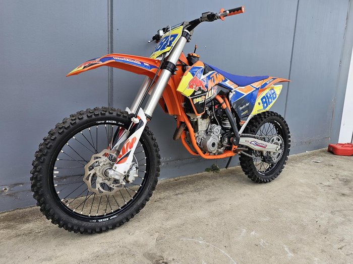 2015 KTM 250 SX-F SX-F Orange