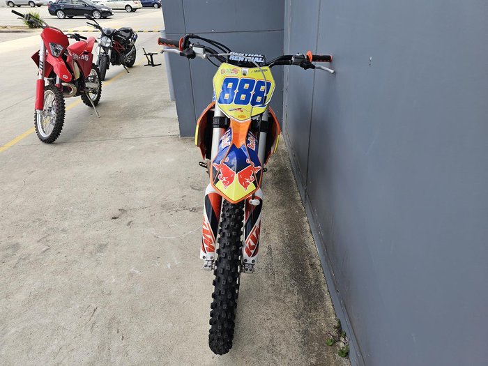 2015 KTM 250 SX-F SX-F Orange