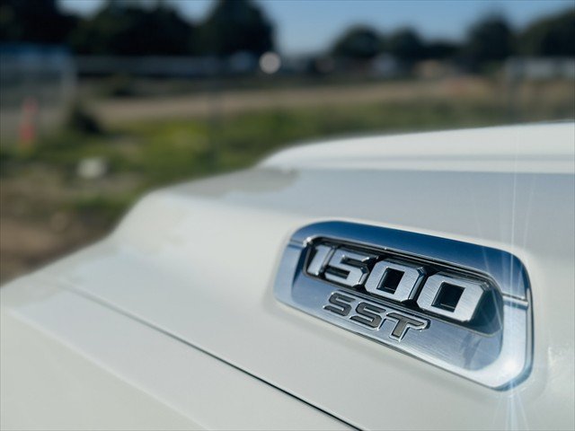 2025 RAM 1500 Laramie Night Hurricane SO RamBox