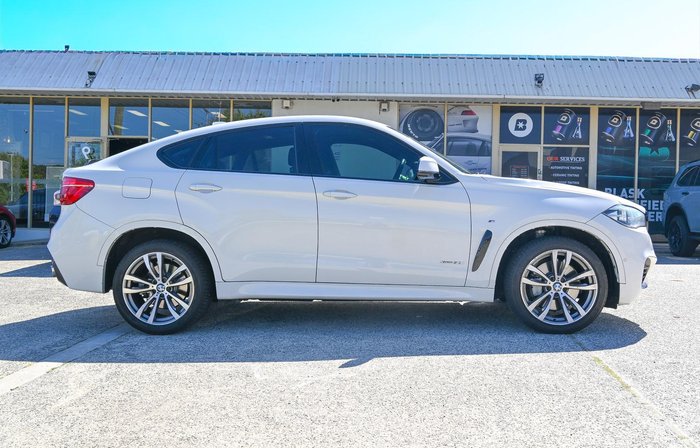 2015 BMW X6 xDrive50i