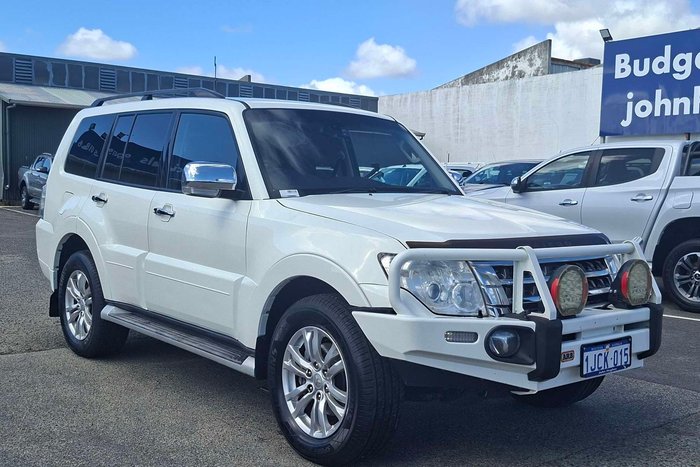 2019 Mitsubishi Pajero