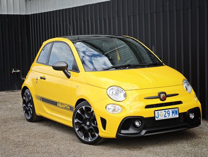 2018 Abarth 595