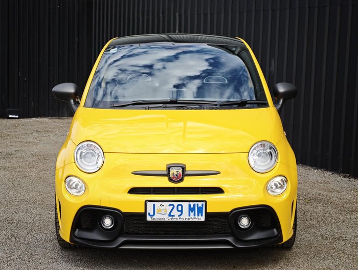 2018 Abarth 595 Competizione