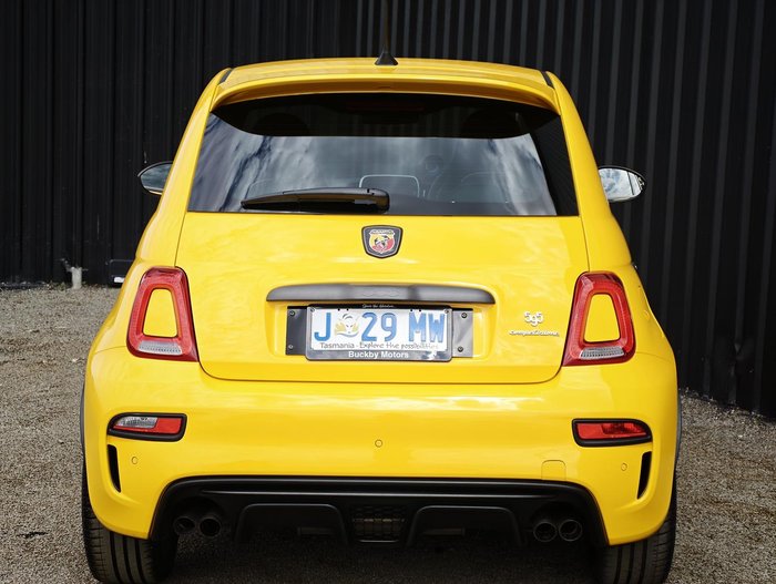 2018 Abarth 595 Competizione