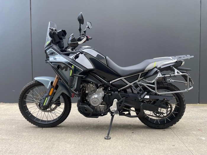 2024 CFMOTO 450MT