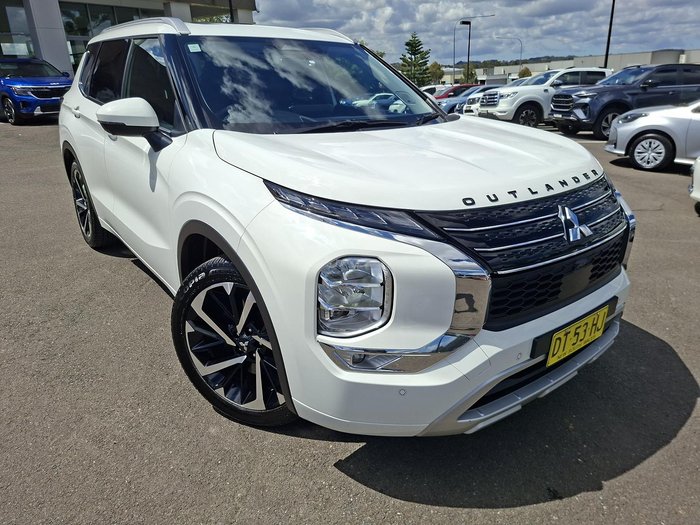 2024 Mitsubishi Outlander