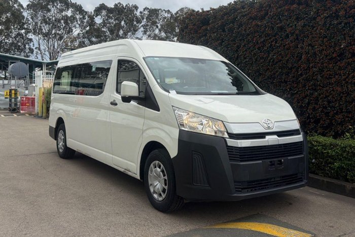 2020 Toyota Hiace Commuter