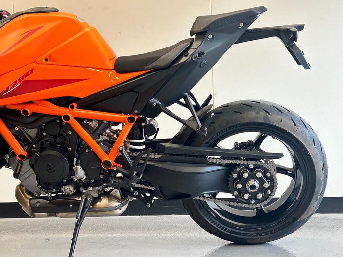 2026 KTM 1390 Super Duke R Super Duke Orange