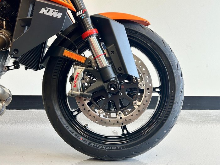 2026 KTM 1390 Super Duke R Super Duke Orange