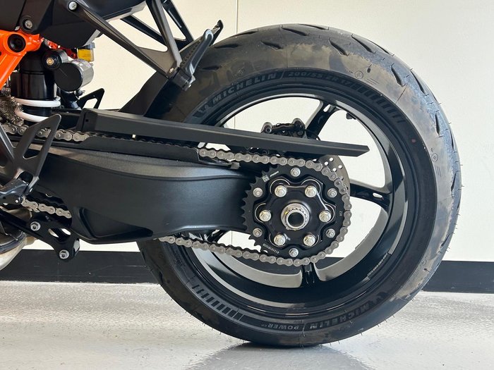 2026 KTM 1390 Super Duke R Super Duke Orange